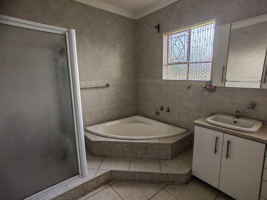 3 Bedroom Property for Sale in Parys Free State